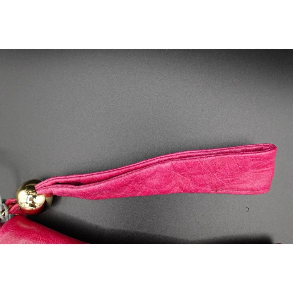 Hobo International NWT Women's Top Grain Soft Leather Distressed Wristlet Purse - Picture 3 of 16